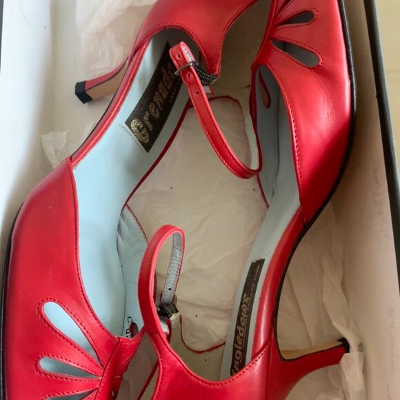 Granada Red Cutout Closed-Toe Pump with Ankle Strap - Picture 2 of 8